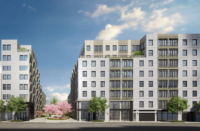 Building Photo - Astoria Cove