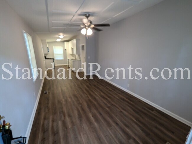 Foto del edificio - 263 Rocking Hill Dr SW