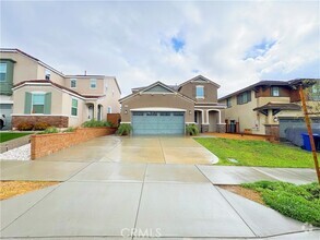 Building Photo - 5245 Wintercress Ave