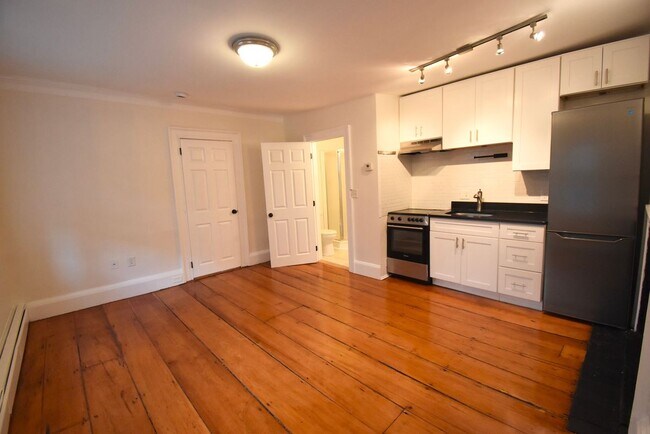 Building Photo - 17 Beckford St