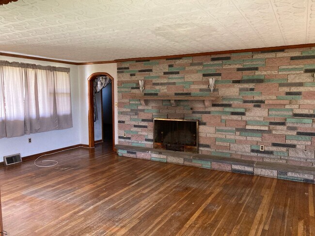 Foto del edificio - Beautiful 3 Bedroom 2 Bathroom Rancher in ...