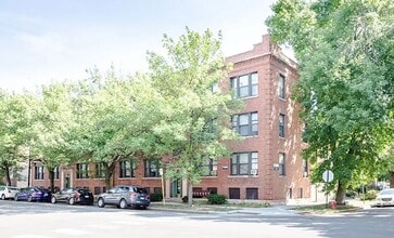 Building Photo - 5343 N Damen Ave
