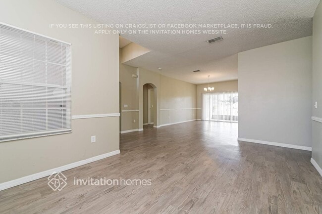 Foto del edificio - 467 Tamarind Parke Ln