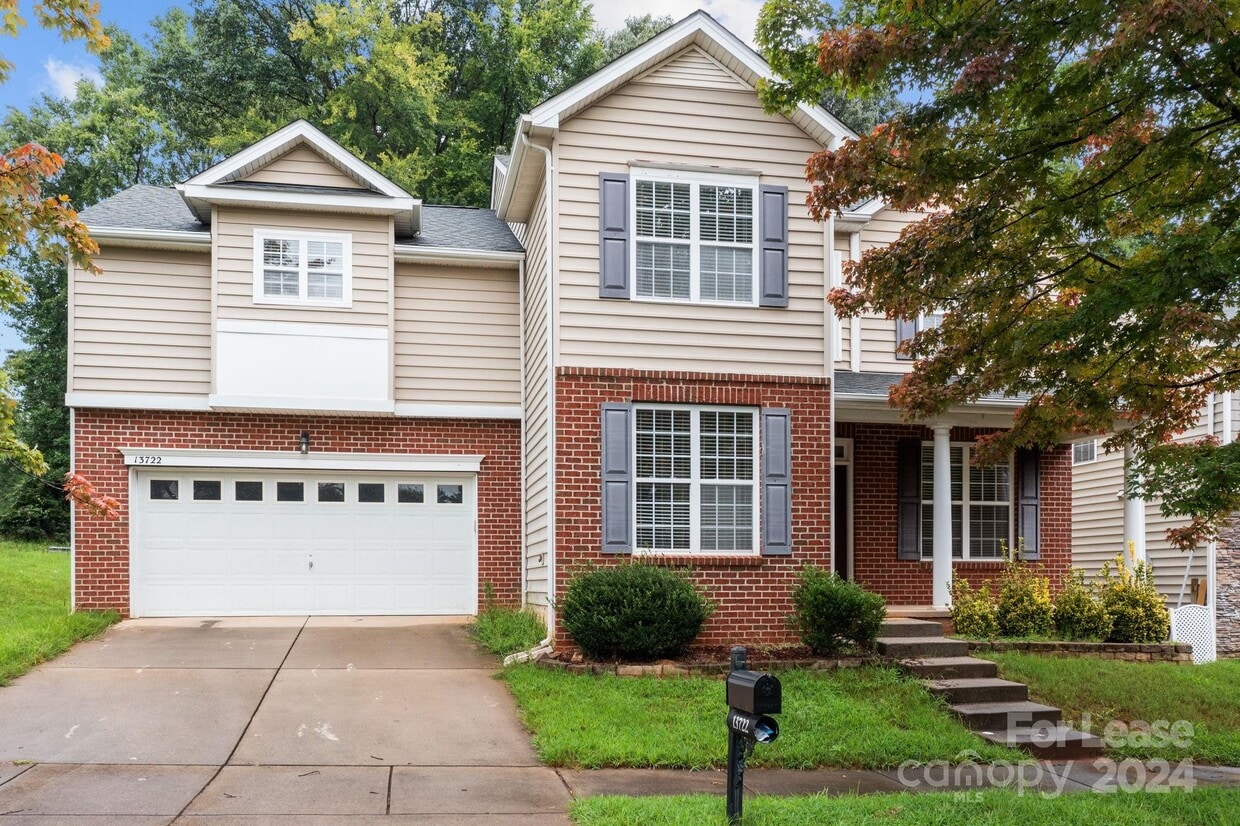 Primary Photo - 13722 Delstone Dr