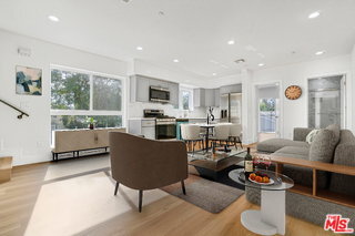 Foto del edificio - 2057 S Garth Ave