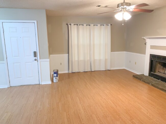 Foto del edificio - 2310 Tyler St