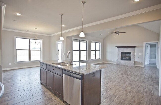 Foto del edificio - 1004 Taylor