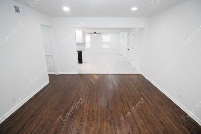 Foto del edificio - 1622 S Ash Pl