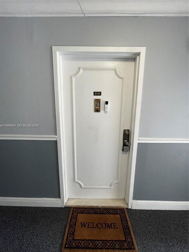 Foto del edificio - 13685 NE 10th Ave