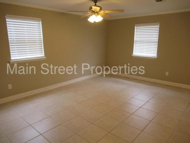 Building Photo - 7095 Glendora Street 3 BR/ 2 BA $925