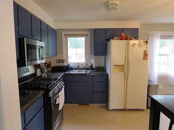 Foto del edificio - 90 Fallston St