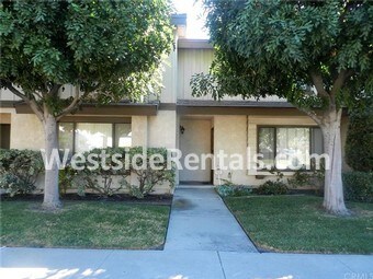 Primary Photo - 11102 Woodruff Ave
