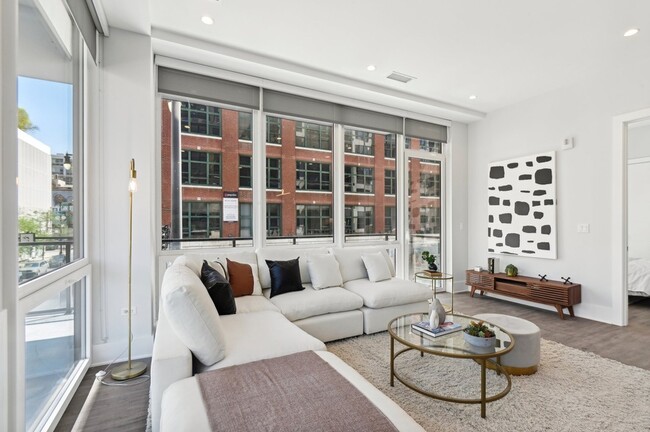 Foto del edificio - 812 W Adams Street Unit 3