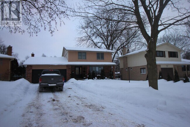 Building Photo - 55 Wentworth Ct