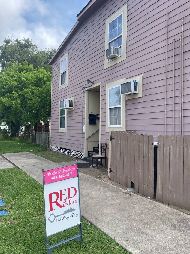 Primary Photo - 3028 Avenue M Ave