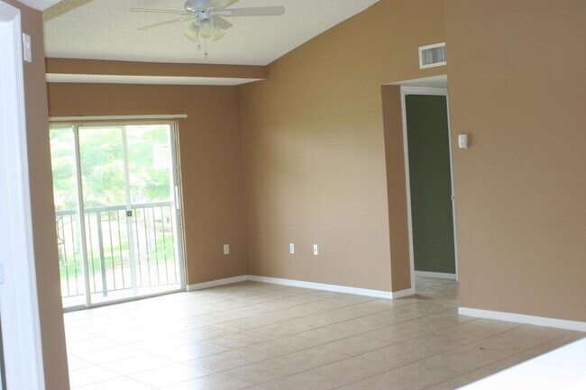 Foto del edificio - 4167 N Haverhill Rd