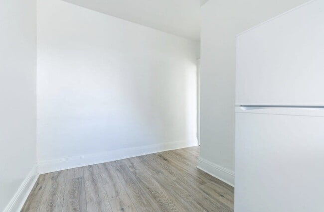 Building Photo - 2215 N 51st St