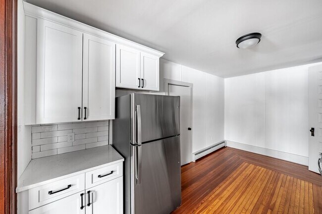 Foto del edificio - 245 Clinton St