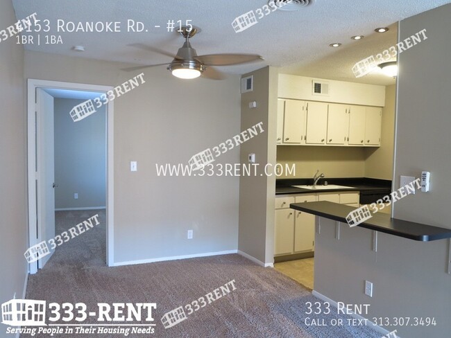 Building Photo - Look! ONLY $500 DEPOSIT! You'll love the p...