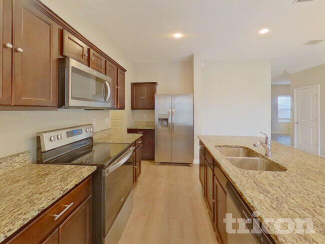 Building Photo - 15619 Merlin Ave