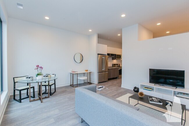 Building Photo - Larrabee and Sta Monica Bvd - 1 Bedroom w/...