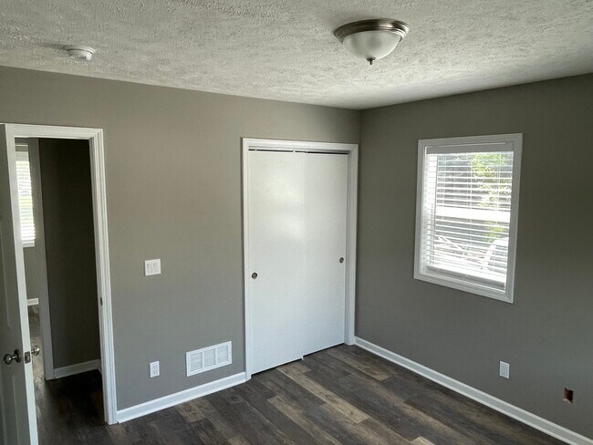Bedroom 1 - 5123 S 130th St