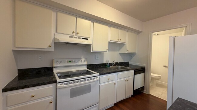 Foto del edificio - 4124 Salford Ct