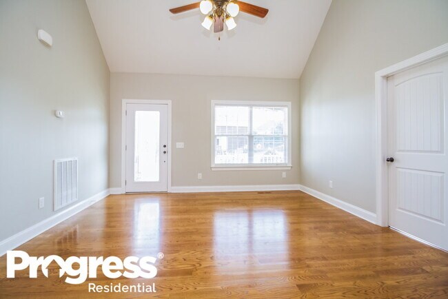 Building Photo - 1067 Windtree Trace