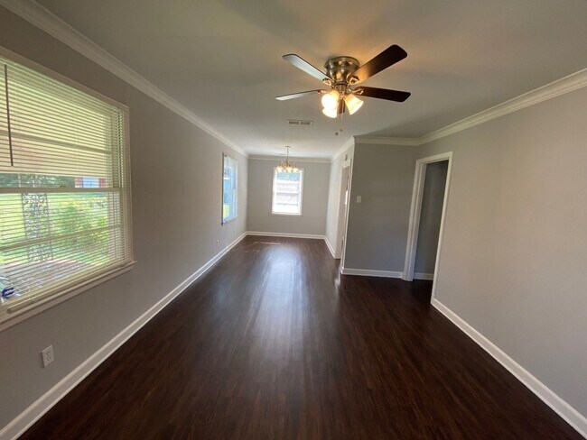 Foto del edificio - 1190 Inman Cove