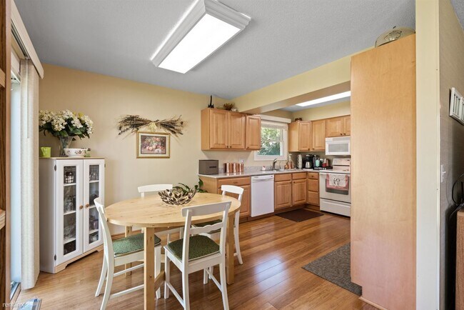 Building Photo - 4 br, 2 bath House - 14097 Ensley Court