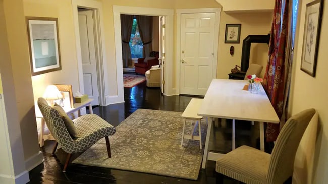 front room with dinning area - 993 W 4th Ave