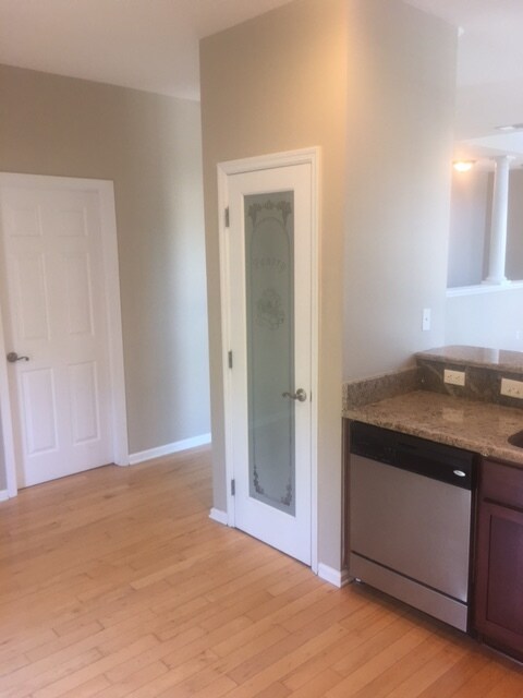 Foto del edificio - 2928 Woodland Park Dr