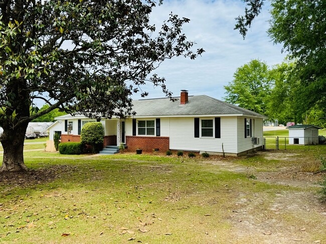 Building Photo - Paradise in Tallassee