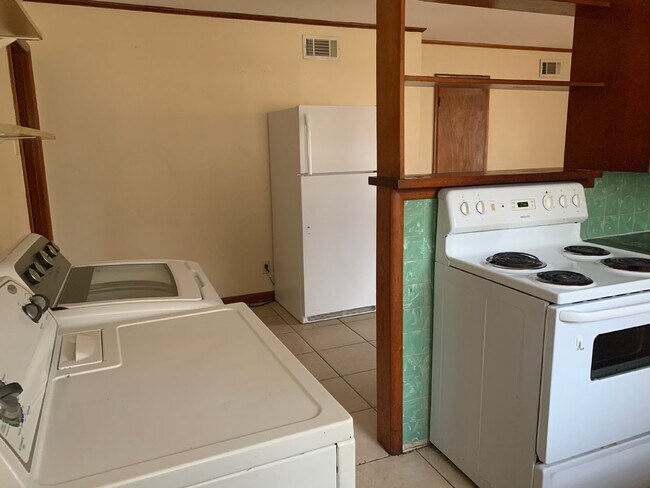 Foto del edificio - Charming 2 Bed Apartment with Spacious Layout in Jonesboro, AR!