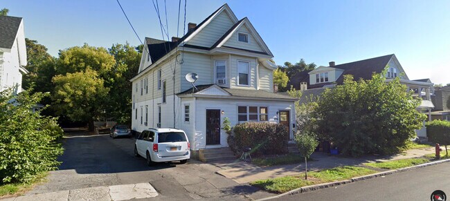 826 Park St. - 826 Park St