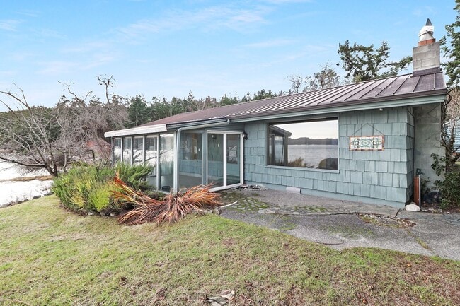 Building Photo - 2058 320 N