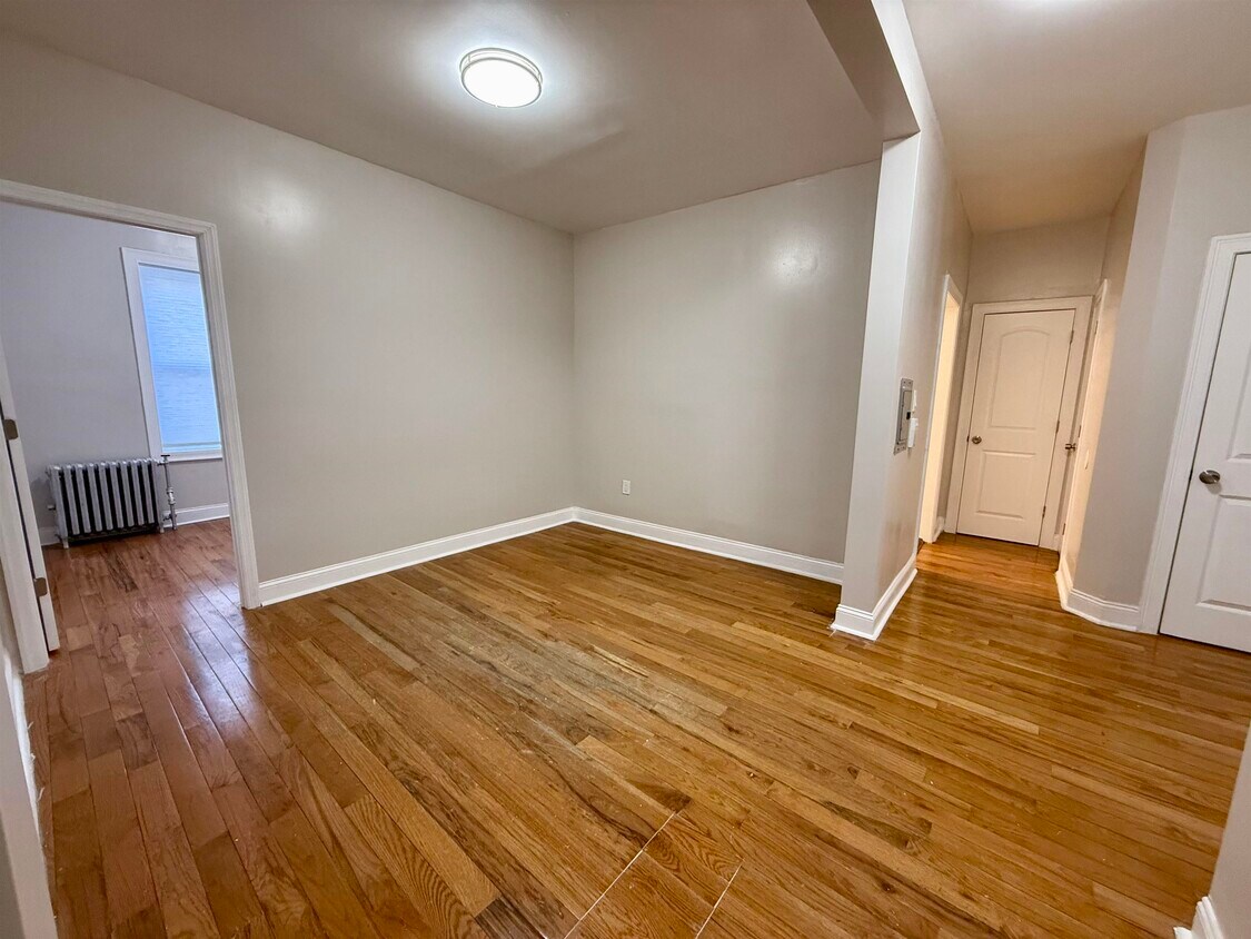 Foto principal - 546 Bergen Ave