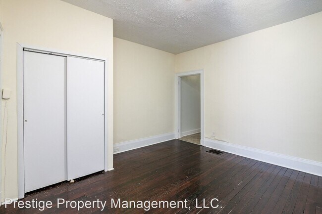 Foto del edificio - 2413 W Clifton Ave