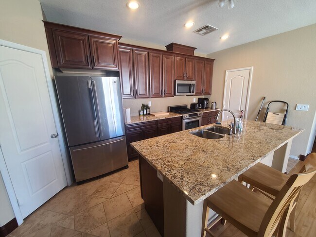 Foto del edificio - 3909 Lazy Pine St