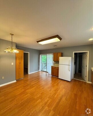 Building Photo - 174 Jordan Ave