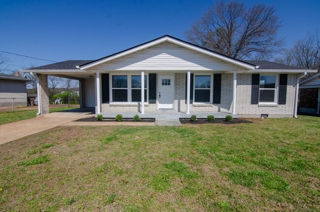 Photo - 3207 Healy Dr House