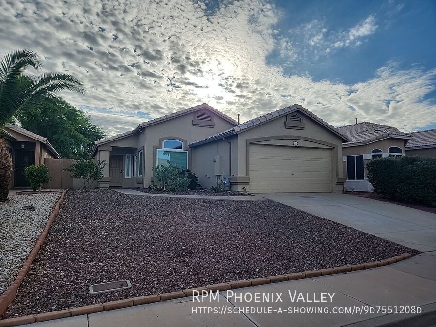 Foto principal - 2533 N Silverado-