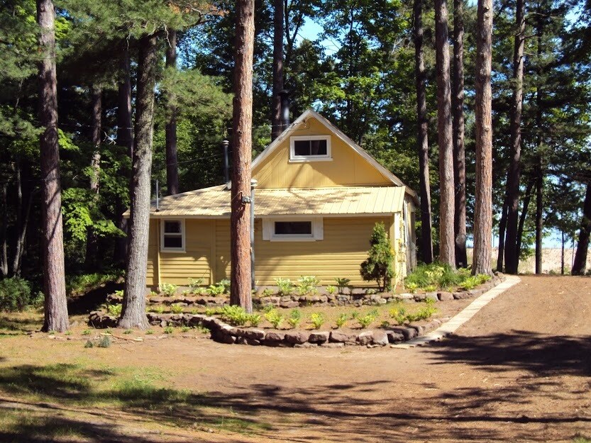 Primary Photo - 195 Lakewood Ln