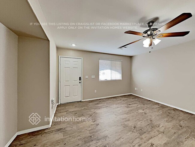 Foto del edificio - 7156 Plushstone St