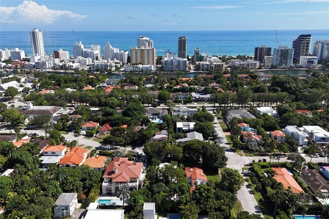 Foto del edificio - 3718 Sheridan Ave