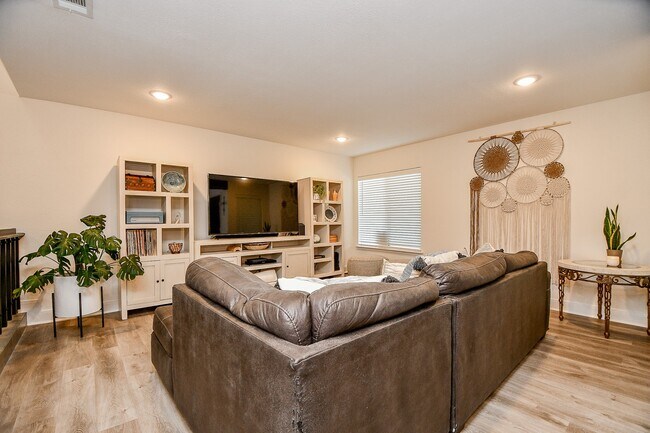 Foto del edificio - 2940 Windchase Blvd