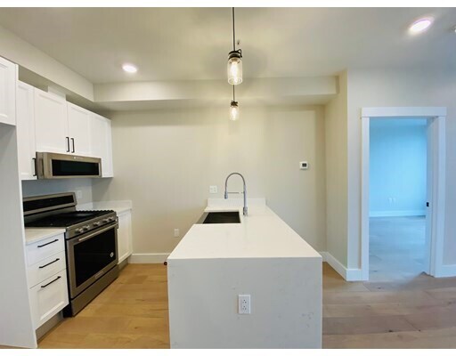 Foto principal - 305 Webster Ave