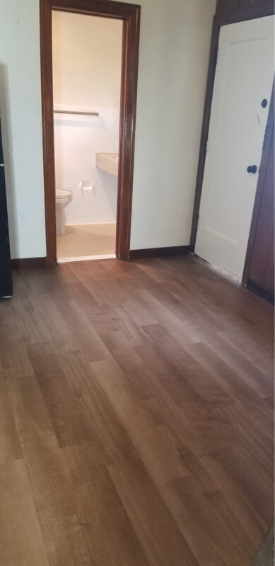 Foto del edificio - 3121 Oak Grove Dr