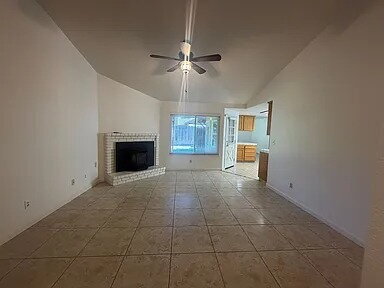 Building Photo - Single story home