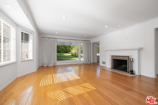 Building Photo - 14401 Villa Woods Pl